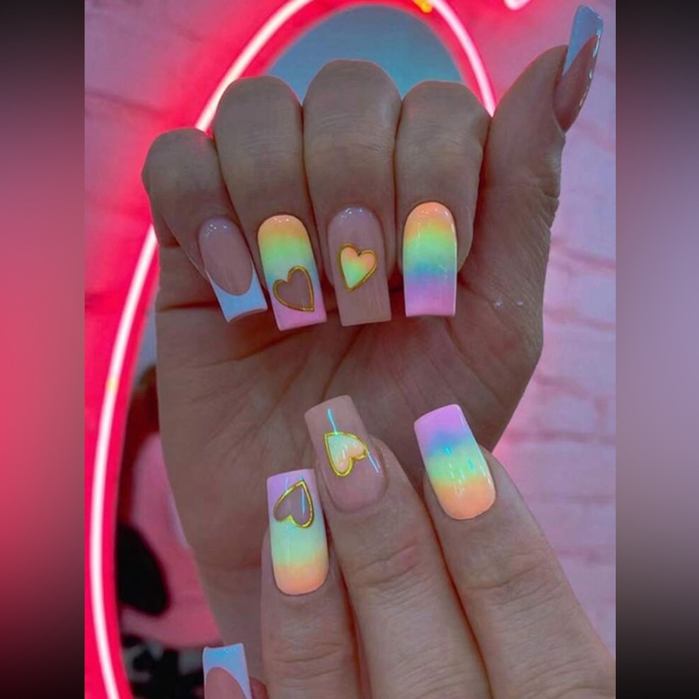 Rainbow Ombré Heart Nails 💅 🌈 💖